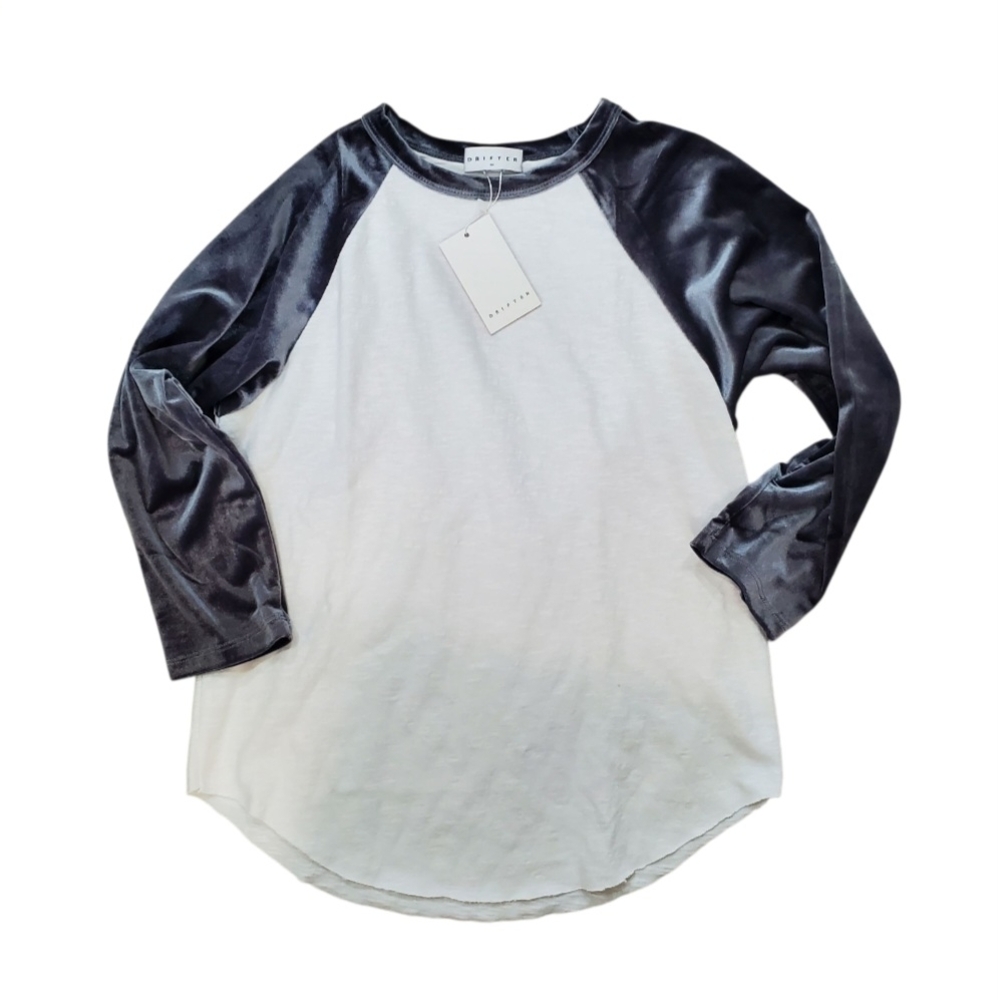 Drifter Women's Long Sleeve RaglanTee Grey and White Velour Sleeves Raw Hem NWT
